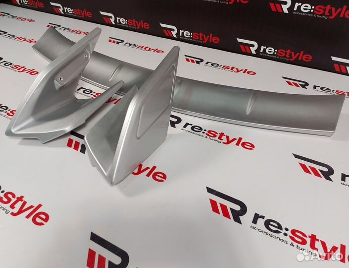 Спойлер Toyota Prius 30 R238