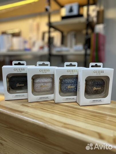 Чехол Guess на Airpods Pro 2, Airpods 3, Airpods 2