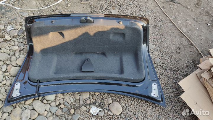 Крышка багажника Volkswagen Phaeton