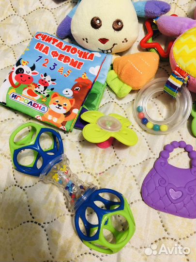 Игрушки-подвески,погремушки,прорезыватели