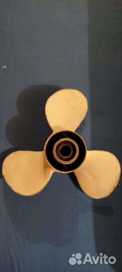 Винт на лодочный мотор Ямаха 25-30 л.с