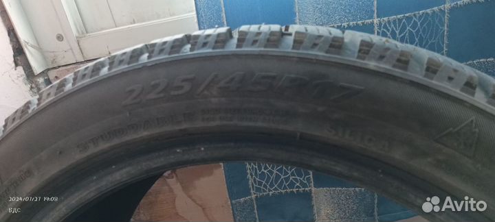 Zeta Antarctica 5 225/45 R17 S