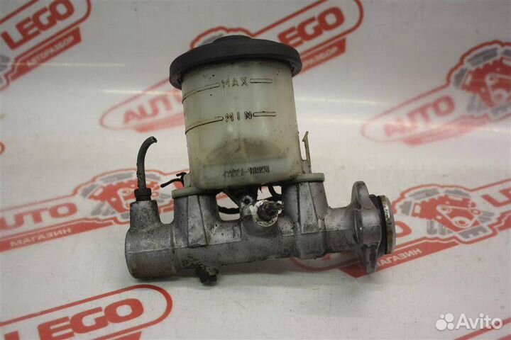 Главный тормозной цилиндр Toyota Corsa 4 1991