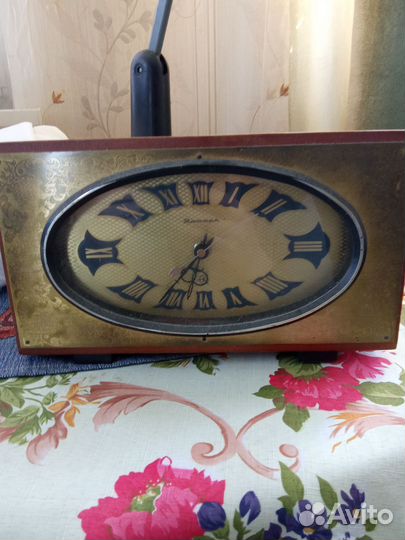 Настольные часы