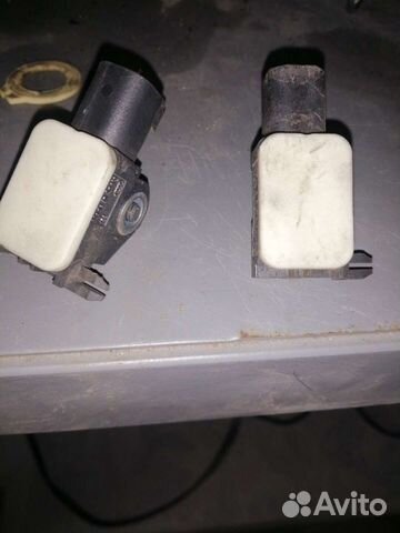Датчик удара на Volvo XC 70
