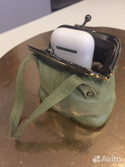 Миниатюрные кошелек-косметички из кожи