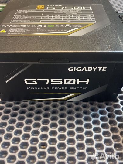 Блок питания 750w Gold Gigabyte