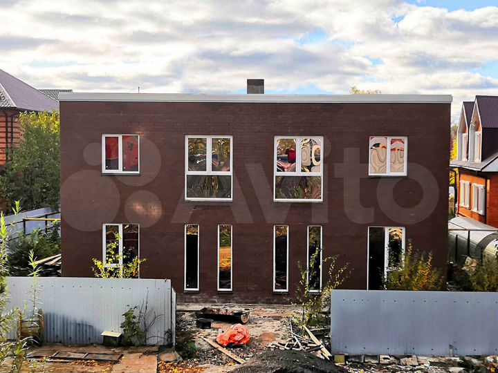 Таунхаус 102 м² на участке 1,5 сот.