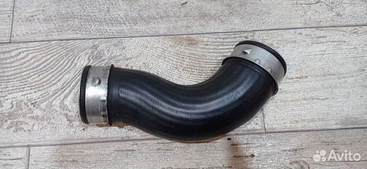 Патрубок интеркулера Volkswagen Passat (B6) VI (20