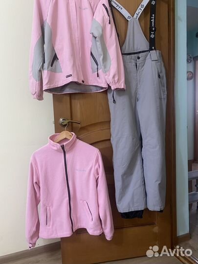 Женский горнолыжный костюм