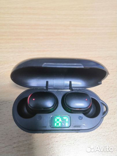 Безпровадные наушники