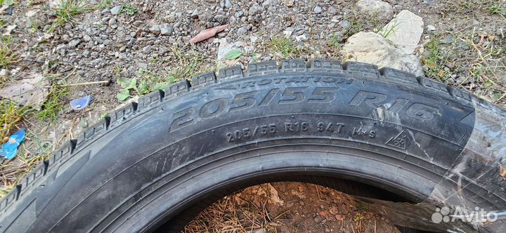 Pirelli Ice Zero FR 205/55 R16