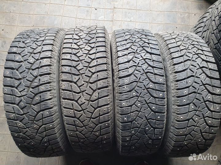 Bridgestone Blizzak Spike-02 175/65 R14