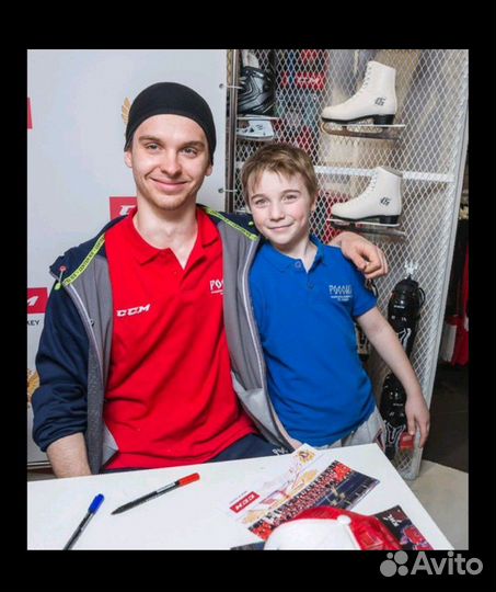 Автографы хоккеистов: Сорокин, Ничушкин, Миронов