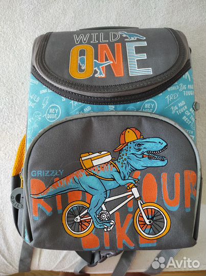 Школьный рюкзак