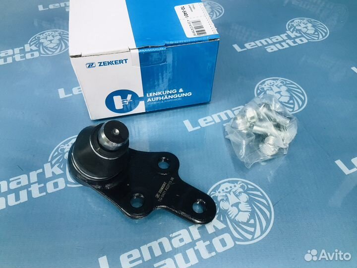 Опора шаровая правая нижняя Ford Focus 3