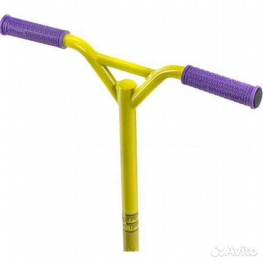 Трюковой самокат Razor Beast