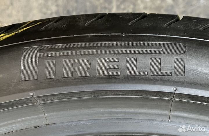 Pirelli P Zero 315/30 R22