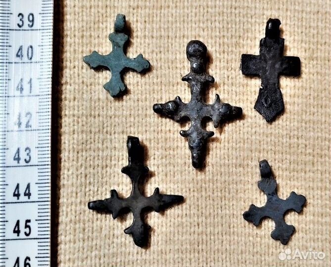 Средневековые кресты 5 штук