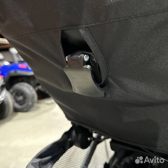 Прогулочная коляска новая