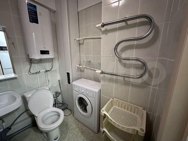 2-к. квартира, 58 м², 9/9 эт.