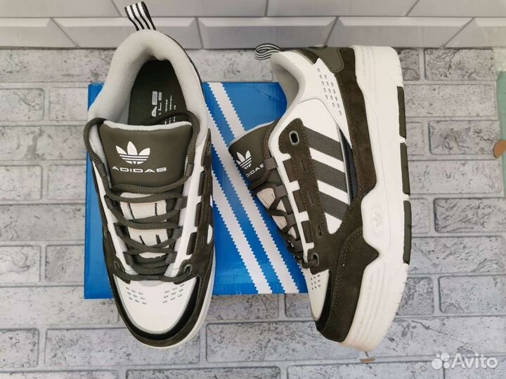 Кроссовки adidas adi2000