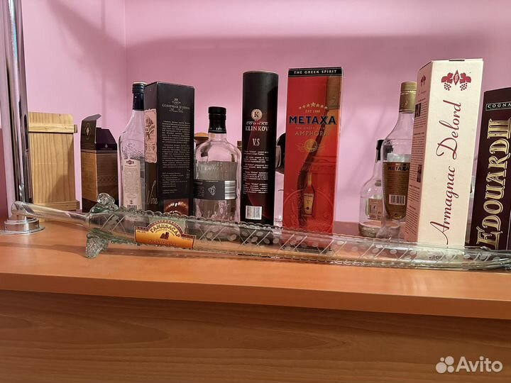 Пустая стеклянная тара(бутылки)