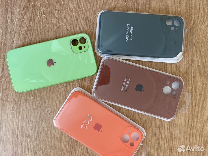 Чехлы на телефон iPhone 12 и iPhone 13