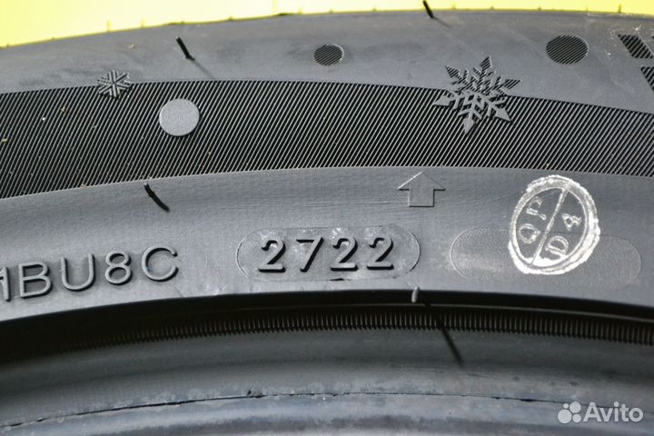 Tourador Winter Pro TSU1 275/40 R19 105V