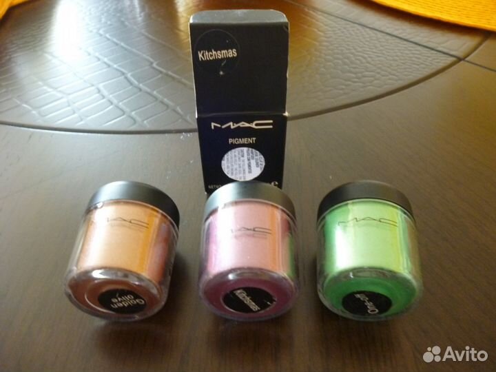 Продам новые тени MAC (США)