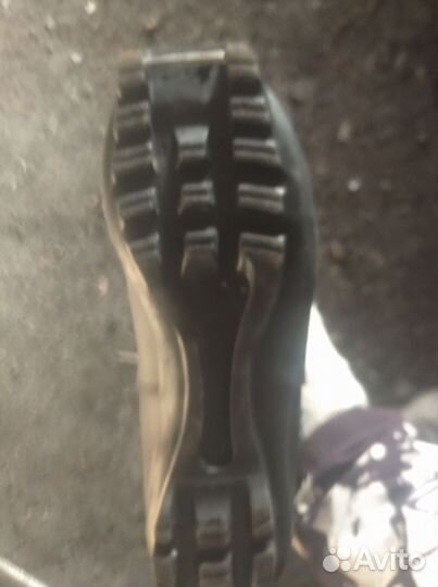 Ботинки лыжные