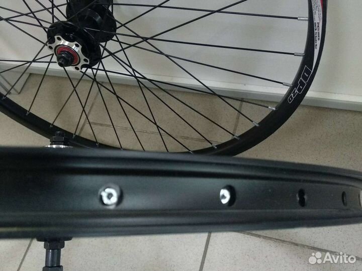 Колесо 26 дюймов заднее на промах трещетка диск