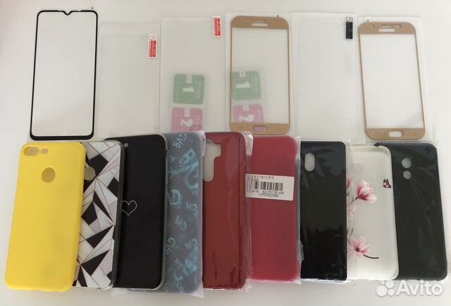 Чехлы и защитные стекла