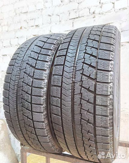 Bridgestone Blizzak VRX 215/50 R17 91Q