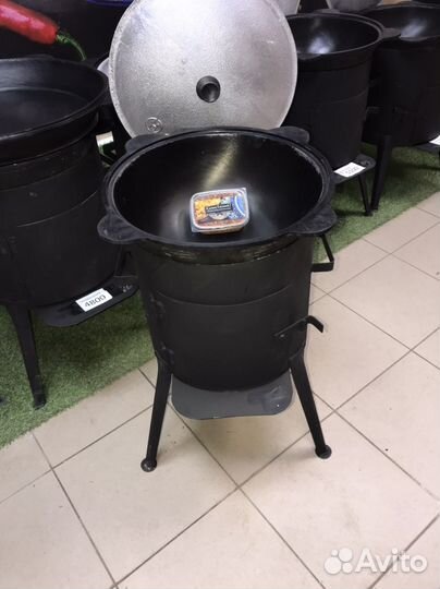 Казан 10 лит и печь с трубой
