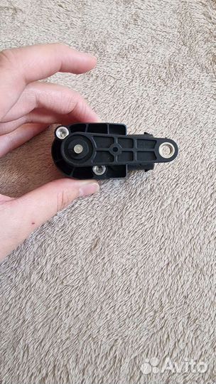 Датчик положения кузова