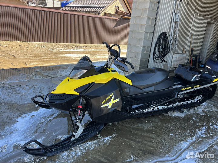 Продам снегоход