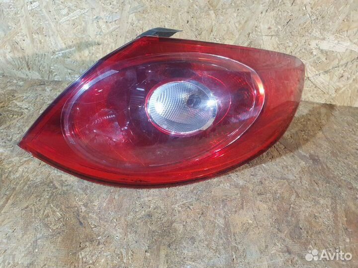 Фонарь задний правый Volkswagen Passat Cc 2.0 CAW