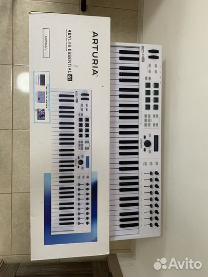 Midi клавиатура Arturia Keylab Essential 61