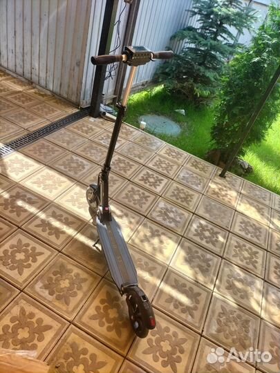 Самокат взрослый электрический бу