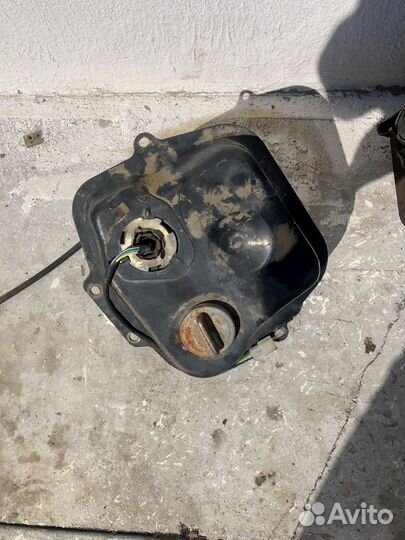 Бензобак для скутера китайских японских