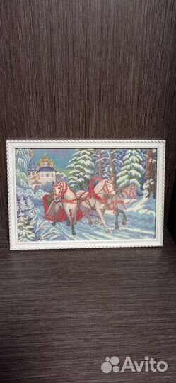 Картина вышитая в рамке ручная работа