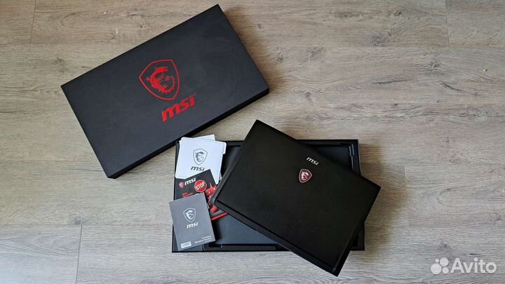 MSI gs73 steelth pro/ i7/ GTX 1060-6Gb./16Gb-ram