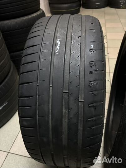 Michelin Pilot Sport 4 245/40 R19