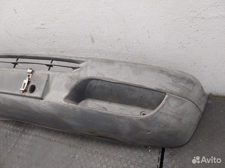 Бампер Mercedes Sprinter, 2003