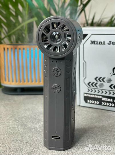 Воздуходувка портативная, ветродуйка аккумуляторна