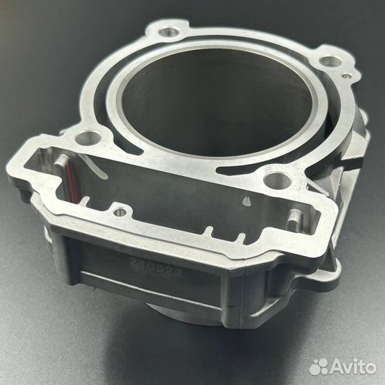Цилиндр двигателя квадроцикла BRP Can-Am Outlander