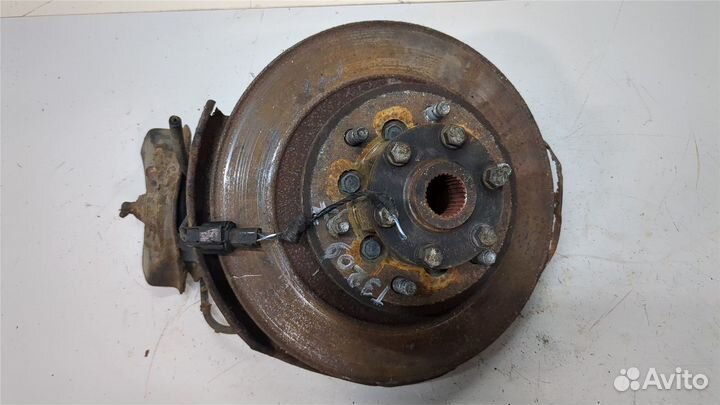 Ступица (кулак, цапфа) Mitsubishi Montero Sport