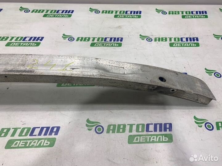 Усилитель бампера передний Mercedes Benz B-Class