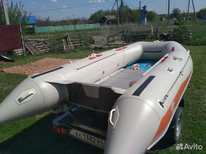 Лодка пвх Баджер 390 в хорошем состоянии